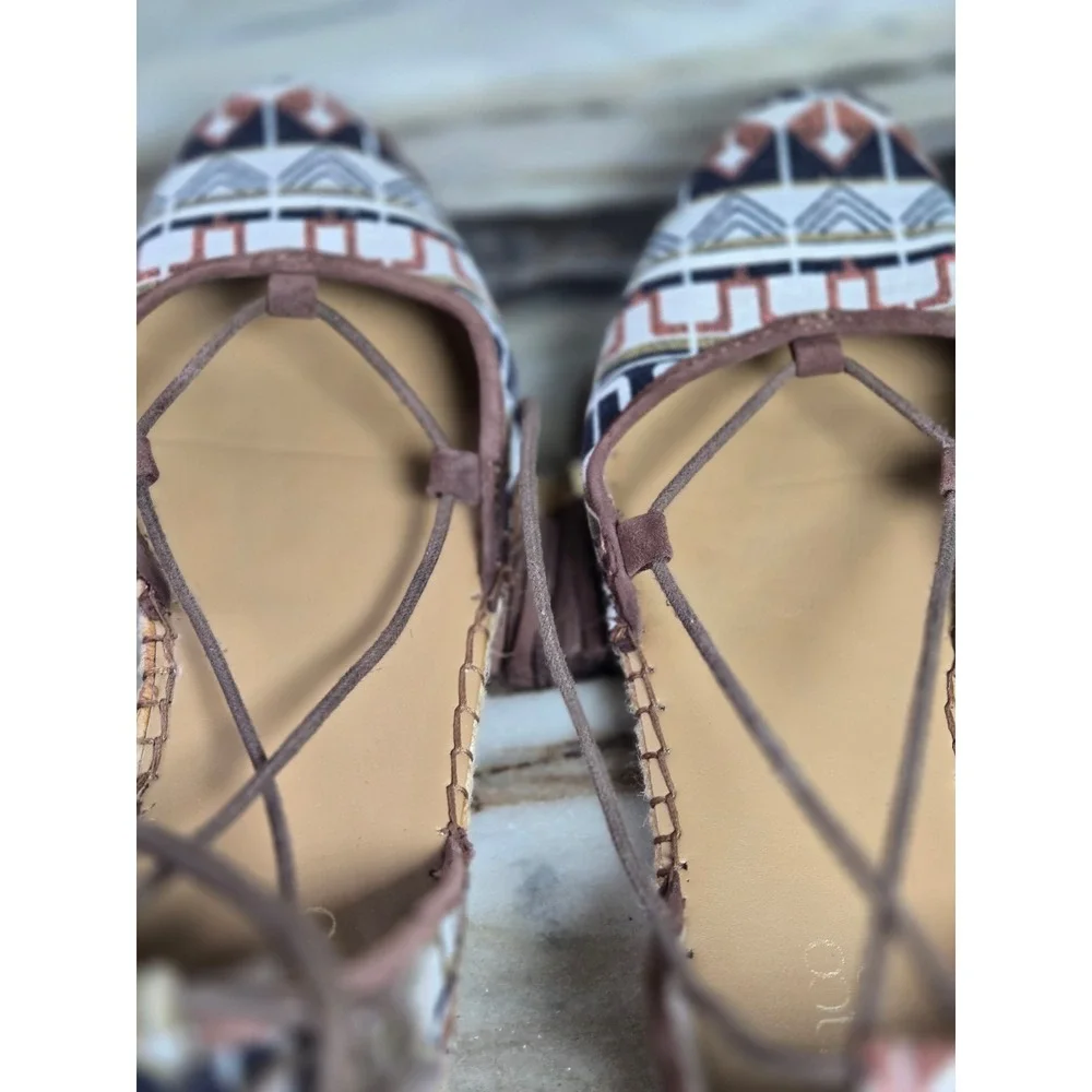 Franco Sarto Dream Lace Up Espadrille Flats‎ Tassel Geometric Tribal Print 11M